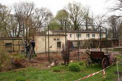 Aravoliere im Bau